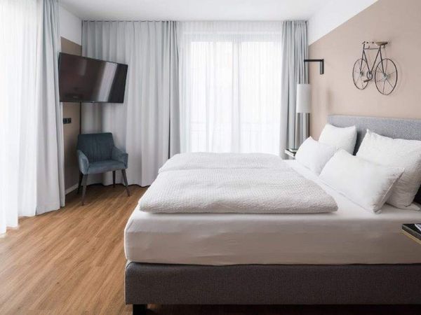 Barrierefreies Doppelzimmer im Velotel in Bad Saarow