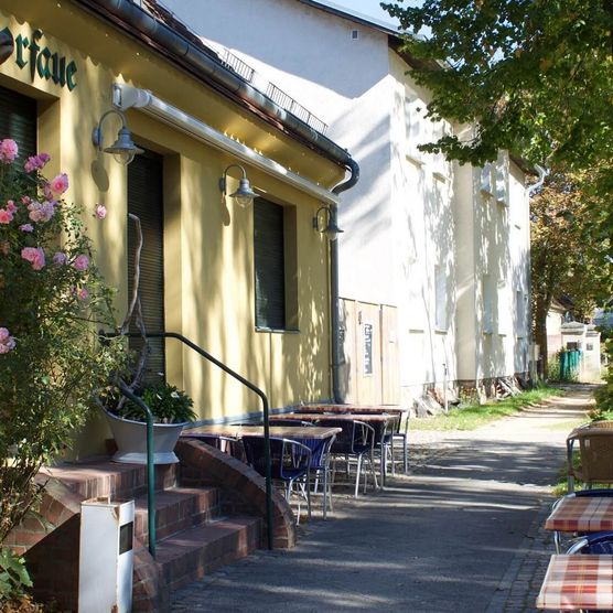 Blick auf das Fisch-Restaurant Dorfaue in Schöneiche bei Berlin