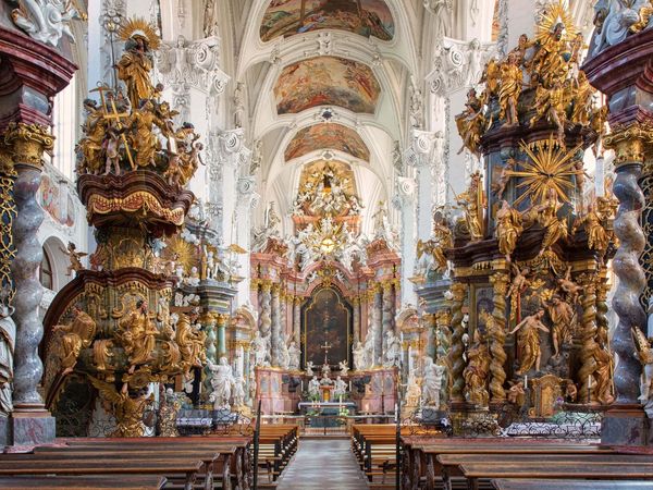 Innenansicht Stiftskirche Neuzelle 