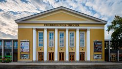 Friedrich Wolf Theater aussen in Eisenhüttenstadt in Oder / Spree