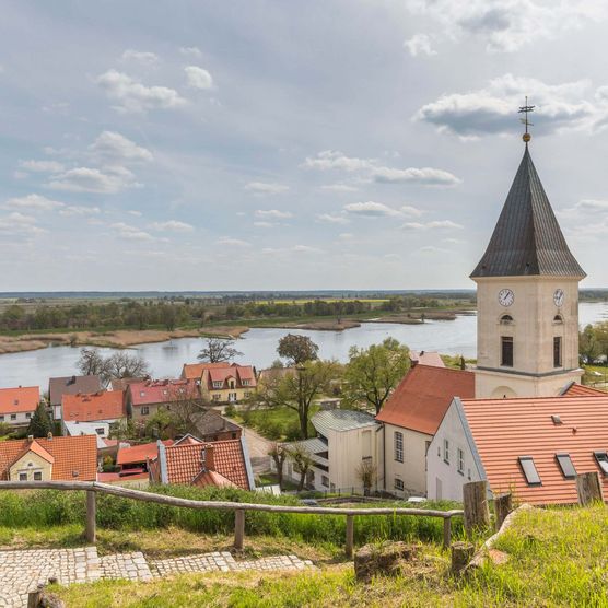 Blick auf die Oder vom Burgberg Lebus